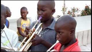 La fanfare St Joseph à Lomé [upl. by Bealle]