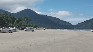 Olha o perigo  Carros na faixa de areia na praia em Ubatuba SP [upl. by Grote977]