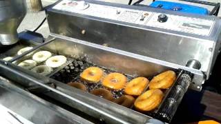 Belshaw Donut Robot Mark II [upl. by Weiler623]