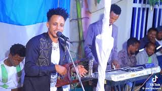 ጆን ባይረ ኣብ መርዓ Jhon bayre at wedding [upl. by Eskil849]