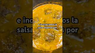 Cómo preparar tortitas de carne en salsa recetasfáciles tortitas suscribate [upl. by Aivatnuahs]