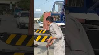 How is a container placed with the help of a crane  BBC URDU [upl. by Neik]