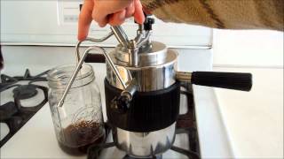 How to Use Vesuvio Stovetop Espresso Maker  Cappuccino Maker [upl. by Dymphia345]