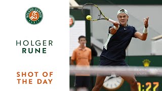 Shot of the day 9  Holger Rune  RolandGarros 2022 [upl. by Laux918]