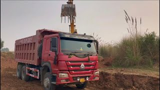 JCB160 Excavator loading full body truck 🛻 [upl. by Abbott]