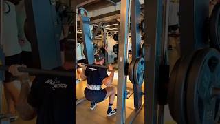 Agachamento no Smith dicasincriveis workout motivation gym [upl. by Theron]