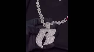 Swizz Beatz Gets A New Ruff Ryders Chain Made By Eliantte 💎 [upl. by Venita]