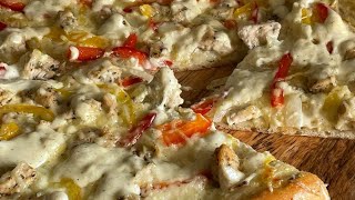 بيتزا بوازي او بصلصة البيضاء بطريقة سهلة وأحسن من المطاعم رائعة😉😋pizza boisée lyonnaise😋facile [upl. by Giraldo]