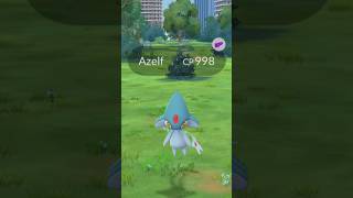 Wild Legendary spawns off a Lure Module pokemongo [upl. by Yelahc]