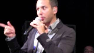 HOWIE D 100 kisses amp wink [upl. by Brady601]