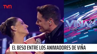 Así fue el beso entre María Luisa Godoy y Francisco Saavedra  Viña2024 [upl. by Halac784]