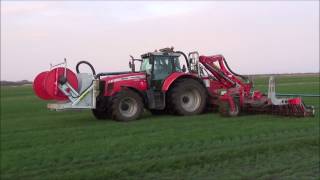 Loonbedrijf Hoekstra aan het sleepslangen met Massey Ferguson 7495 amp Roelama sleepslang bemester [upl. by Milon]