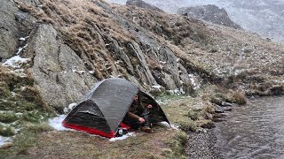 Solo Wild Camping in the Lake District  The Last Taste of Winter [upl. by Notsla]