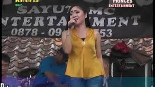 Katakan Sayang Maya Ruista Princes Live Lengkong by khuple [upl. by Plerre383]