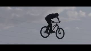 COMMENCAL ABSOLUT 2017  Paul Couderc [upl. by Armalda290]