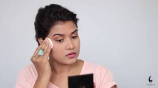 How to Apply Compact Powder on Face Hindi [upl. by Bashuk347]