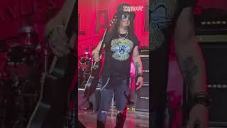 SLASH NGASIH GITAR GIBSON slash gunsnroses rock gitarisrock [upl. by Pfaff]