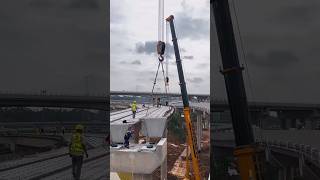 Hoisting process of elevated curved bridge Good tools and machinery make work easy [upl. by Bethel748]