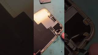 Removing the proximity sensor cable for Iphone 15pro max ameralkhder1 عامرعثمان [upl. by Necyla]