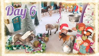 Schleich 2021 Horse Club amp Farm World Advent Calendar Unboxing  Day 6  Schleich Christmas [upl. by Einaj]