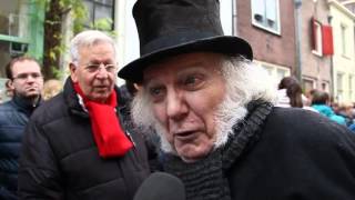 Scrooge niet in de kerststemming [upl. by Coppinger]