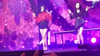 230318 Twice  Gashina Music Bank Chile 2018 [upl. by Ruthie388]