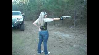 shooting 500 SMITH AND WESSON ONE HANDED TEXAS GAL Teri LaFaye Pistol Poet [upl. by Tnattirb]