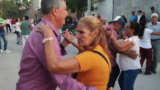 Alfonsotrigosj tocando con Los Únicos de la Carranga [upl. by Akit836]