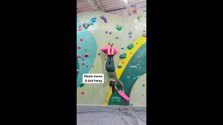 My first skate move and bat hang climbing bouldering [upl. by Nepil]