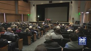 Longmeadow residents discuss concerns about gas pipeline project at public meeting [upl. by Aina]