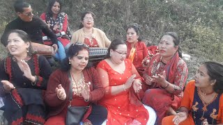 हुन्छ कहिले भन्दैन केटीले। लाईभ दोहोरी गीत। Hunxa Kahile Vandain Ketile  Live Dohori Song 2020 [upl. by Nomihs]