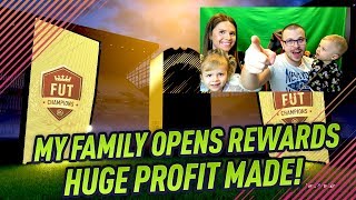 FIFA 18 MY FAMILY OPENS MY FUT CHAMPIONS REWARDS HUGE WALKOUT PACKED OMG NEAR 500000 PROFIT [upl. by Adikam536]