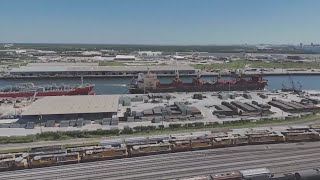 Potential port worker strike threatening national transportation system [upl. by Newton]