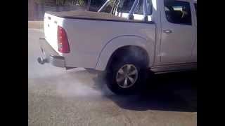 Toyota Hilux 30l automatic Spinning [upl. by Anilam781]