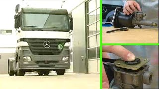 MercedesBenz Actros Kupplungsverstärker instand setzen mit Reparatursatz [upl. by Amata]