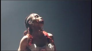 FKA Twigs  Daybed HD LIve at Koninklijk Theater Carré 3 December 2019 [upl. by Castorina]