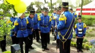 Serenade Kyra Slangen ter gelegenheid van haar plechtige communie [upl. by Blondelle]