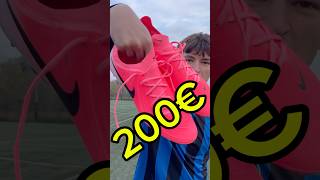 Scarpe da calcio 200€ Vs 10€ [upl. by Mcilroy]