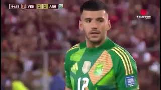 Gol de Salomón Rondón le amarga el retorno a Messi y Venezuela empata 11 con Argentina [upl. by Aiekal646]