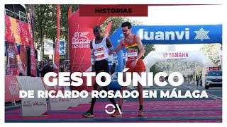 🙌 Gesto único de RICARDO ROSADO en el MARATÓN DE MÁLAGA  CORREDOR [upl. by Annoiek]