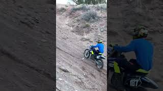 How to Climbing Gordy’s Hill in Socorro New Mexico  2006 Yamaha YZ450F  December 2023 [upl. by Yhtamit]