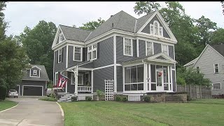 Young family buys centuryold home in Salem [upl. by Marilla]