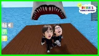 Ryan and Daddy Game Night Lets Play Roblox Epic Mini Game with Ryans Family Review [upl. by Jerrilyn]