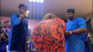 PASUMA FREAKED BY OLAYINKA SOLOMON ON STAGE AT JIGAN BABA OJA 40TH BIRTHDAY [upl. by Xylon966]