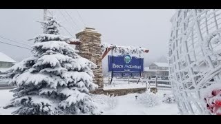 Snow Day at Beech Mtn NCBayou Smokehouse in Banner Elk NC Review [upl. by Neltiak]