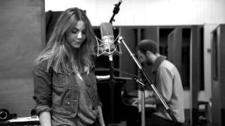 Margaux Avril  Encore une histoire Session Acoustique [upl. by Nue]