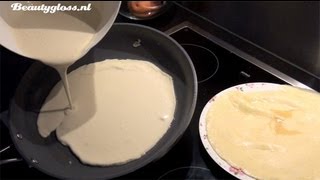 Recept pannenkoeken maken [upl. by Enilesor]