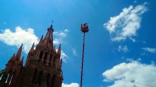 Voladores de Papantla en San Miguel Allende [upl. by Odarnoc]