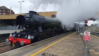 Flying Scotsman steams through Leicester railway station Dec 13th 2023 flyingscotsman steamtrains [upl. by Kutzer]