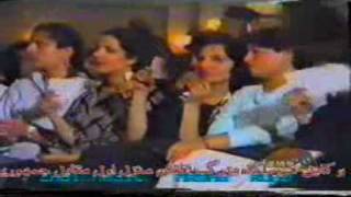 Farhad Darya Old SongMehrabani Sakht Mekhanat Ba Chashmanat Sanam [upl. by Dorothi]